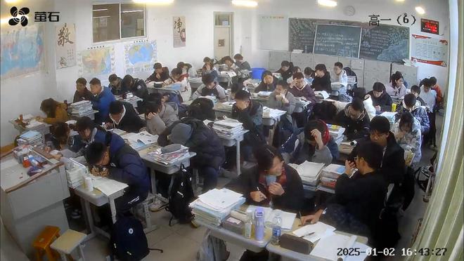 逃生后续来了！网友表示：这嘉奖是不是低了凯发k8国际首页登录地震中高中生背起同学(图6)