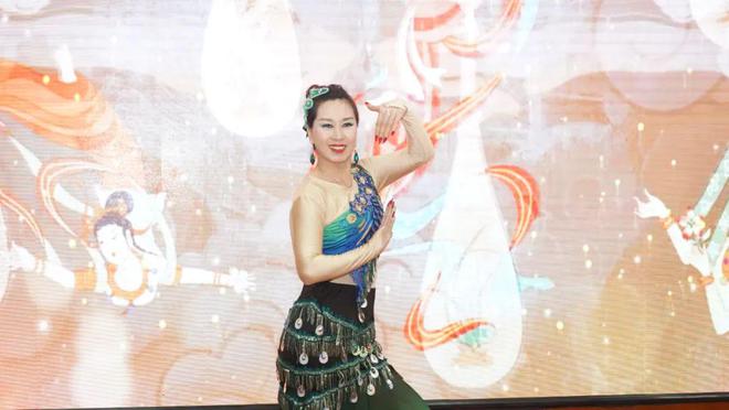 4年阿姨来了技能大赛暨第三季度最美家政人表彰大会圆满落幕凯发k8国际首页登录做知识分子阿姨展巾帼家政风采202(图14)