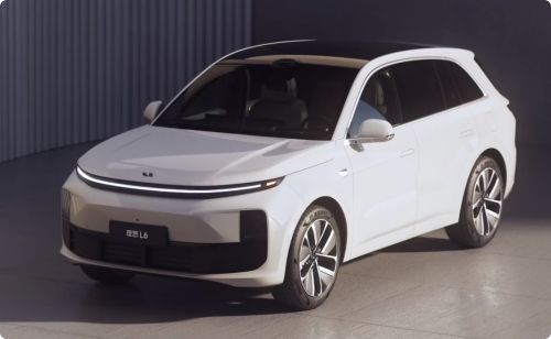 旗HS6PHEV对比三款同级谁是家庭最优解？凯发app网站中大型高端五座混动suv推荐红(图2)